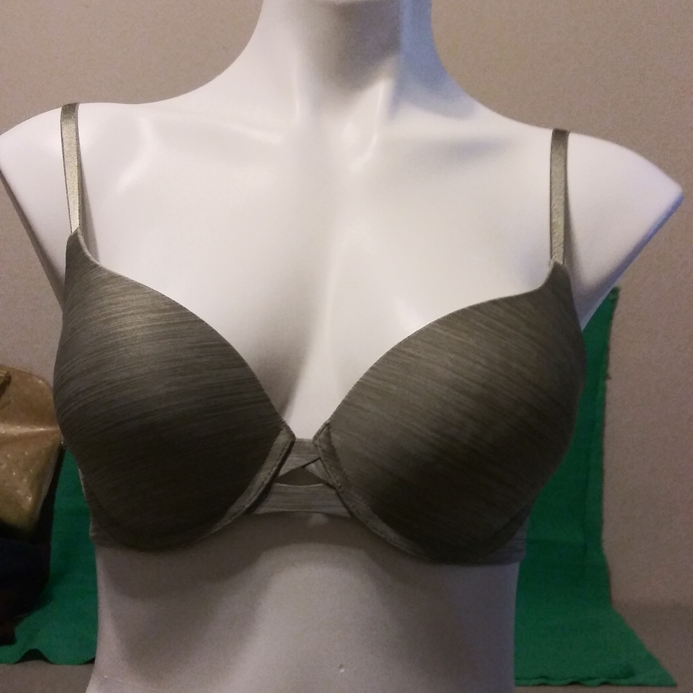 Victoria Secret Wire Push Up Bra